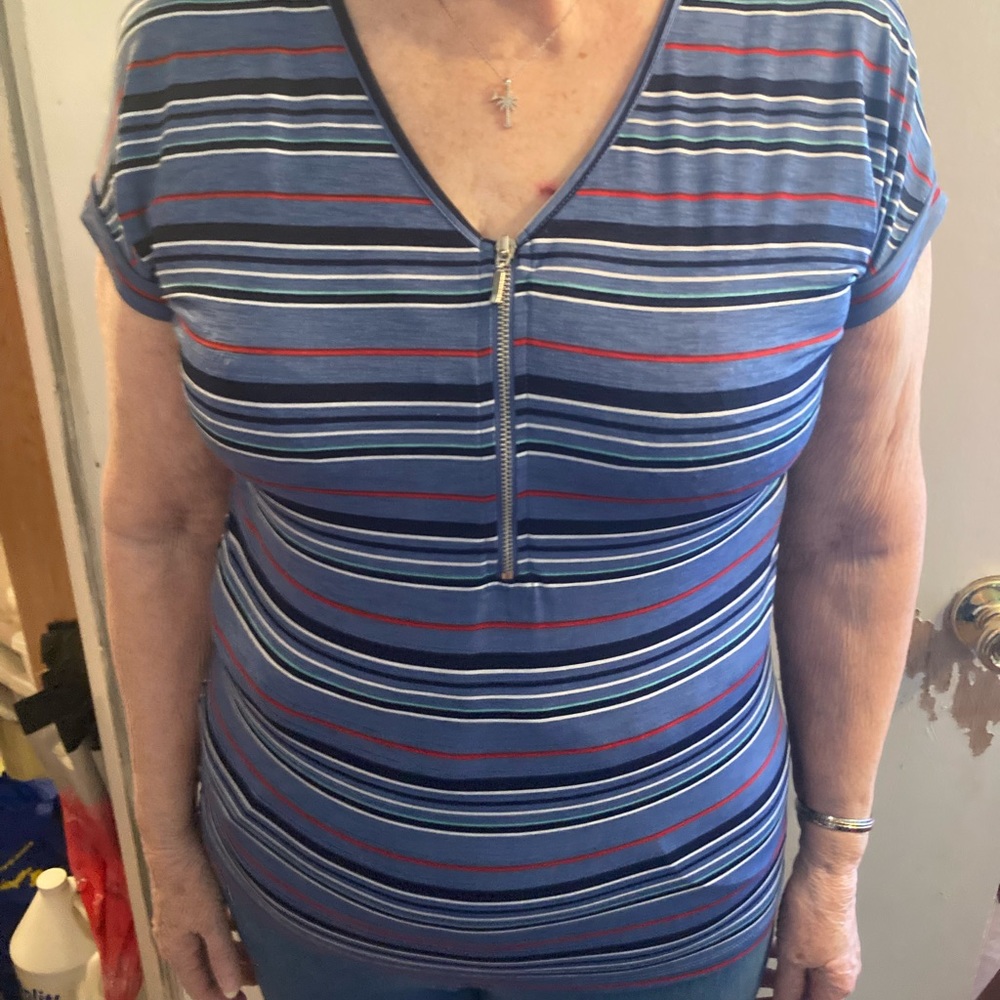 Stripped top size medium